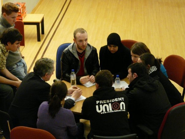 n731457888_2042082_4136