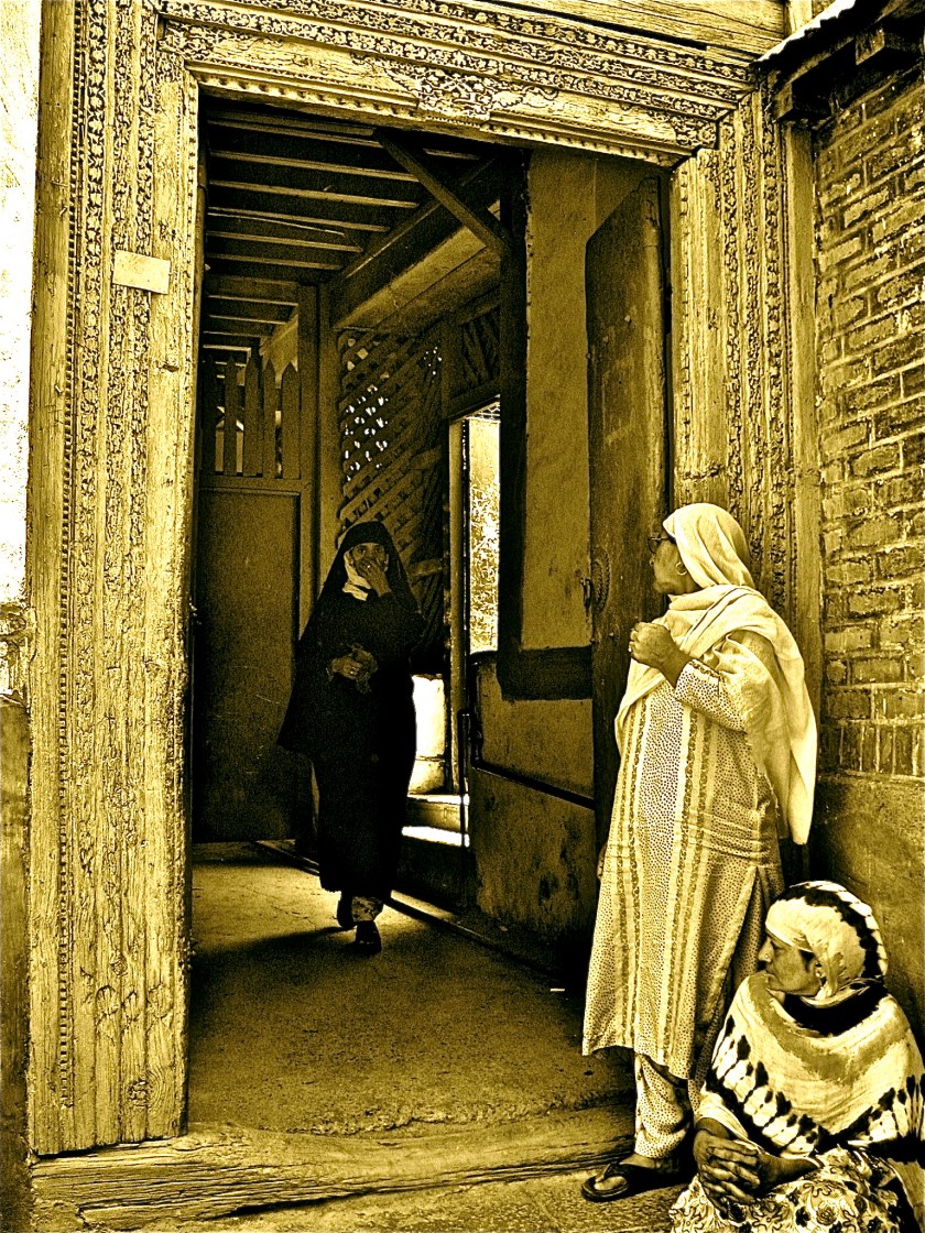 Srinagar.  photo credit: Huma Dar, 2006